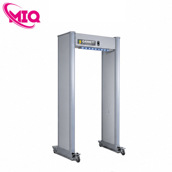 Cổng dò kim loại tích hợp đo nhiệt độ Garrett SmartScan